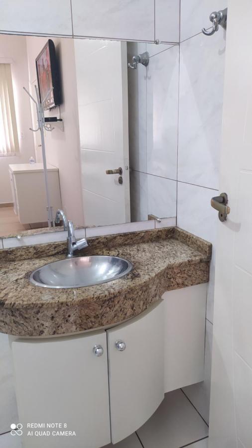 Pousada Quarto Familiar Com Ar,Frigobar,Wi Fi, Garagem Aparecida  Zewnętrze zdjęcie